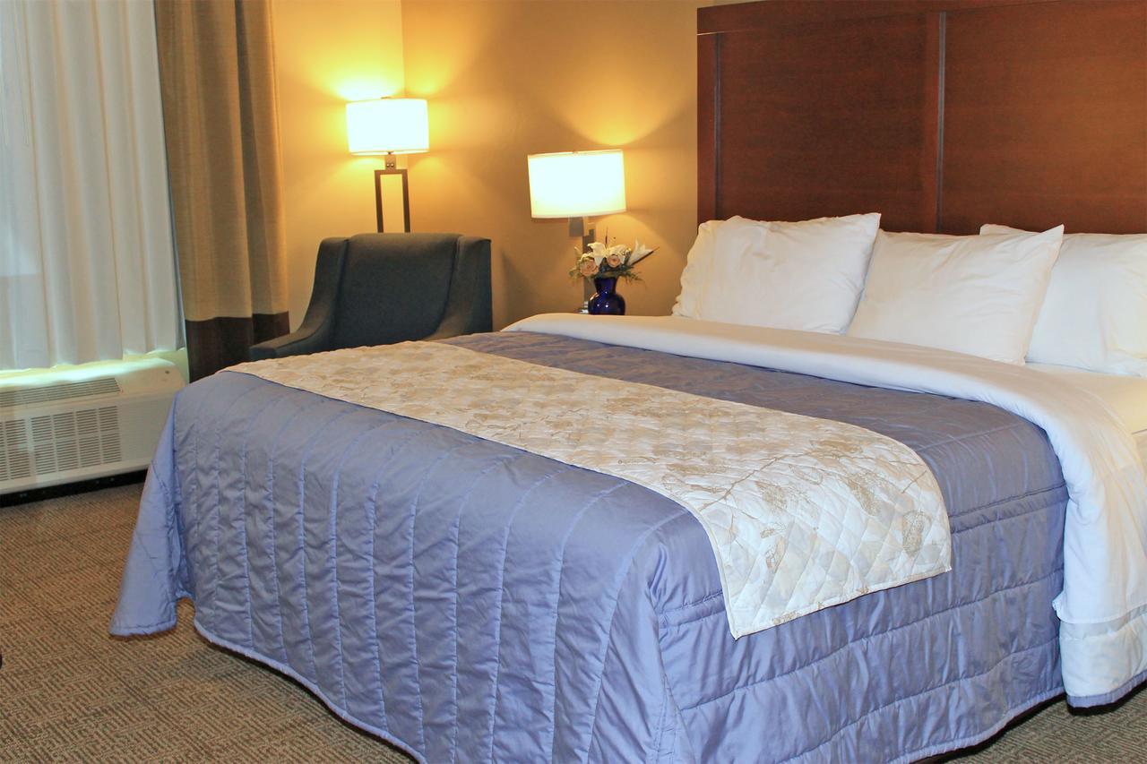 Heartland Inn And Suites Wheatland Eksteriør billede