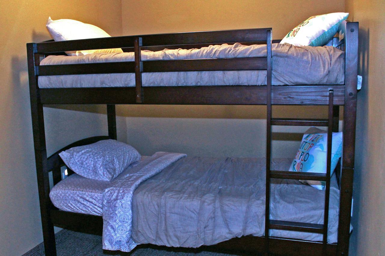 Heartland Inn And Suites Wheatland Eksteriør billede