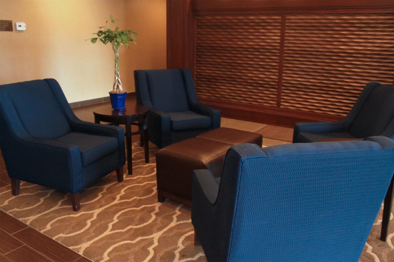 Heartland Inn And Suites Wheatland Eksteriør billede