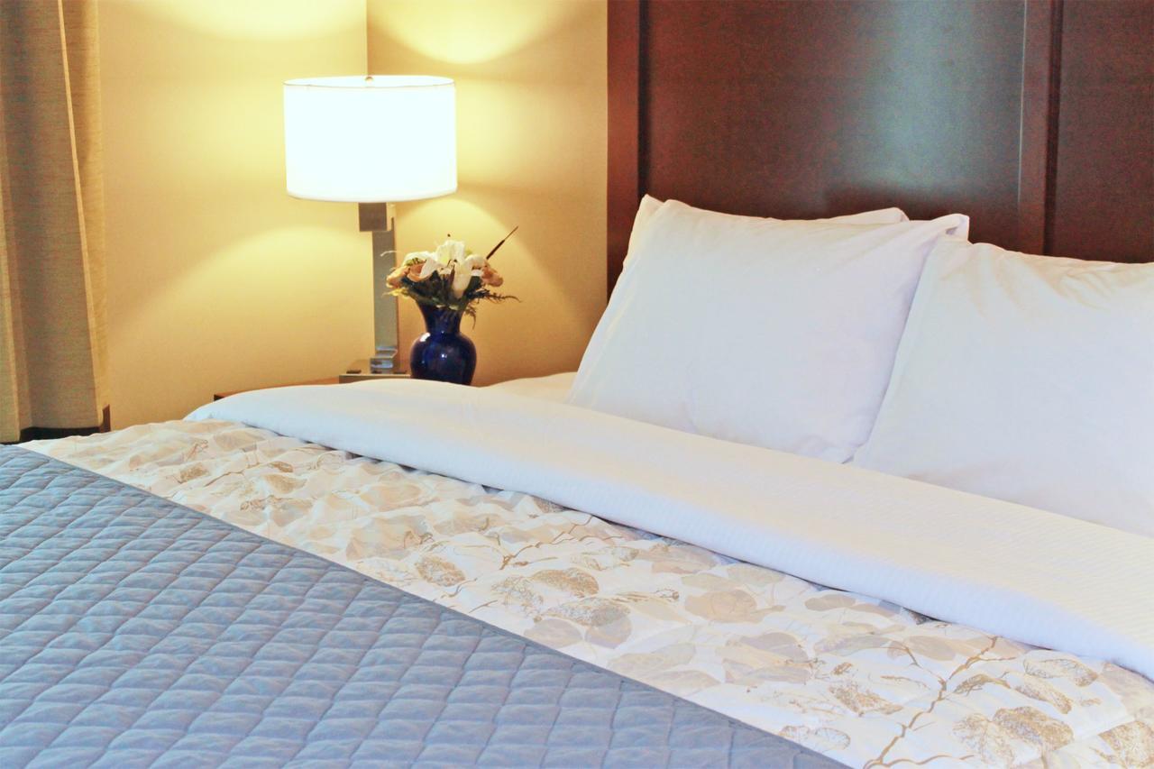 Heartland Inn And Suites Wheatland Eksteriør billede