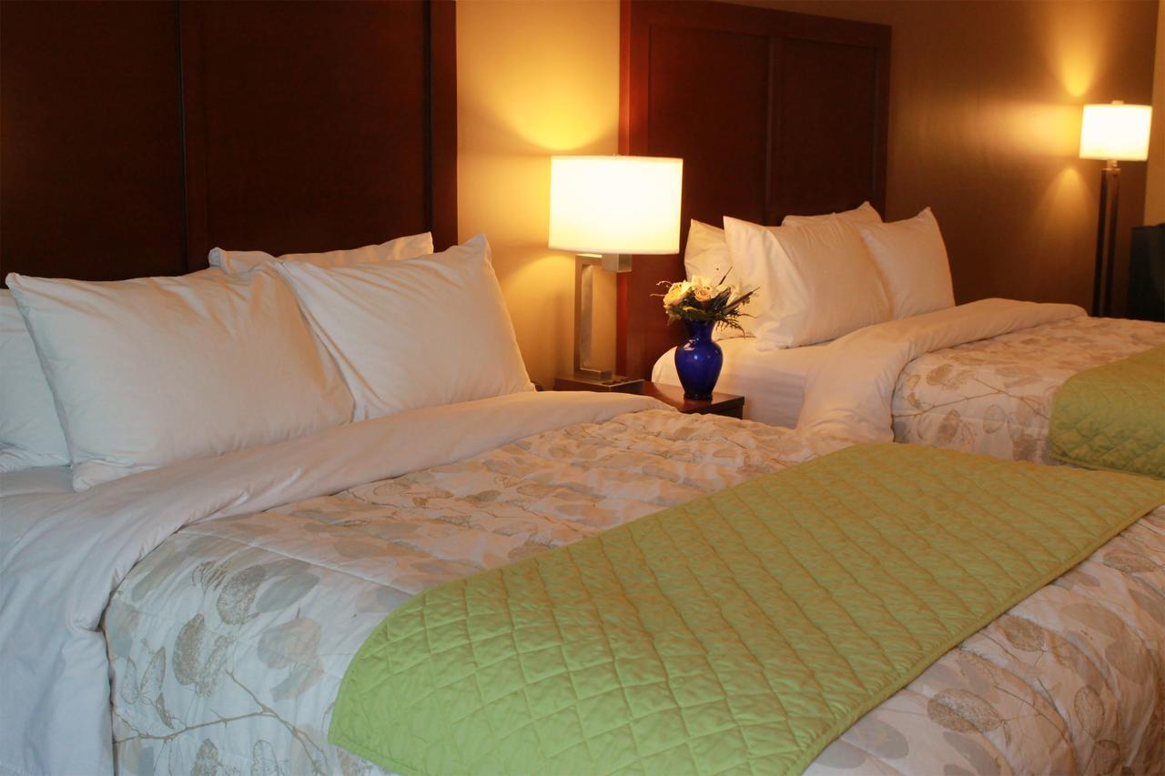Heartland Inn And Suites Wheatland Eksteriør billede