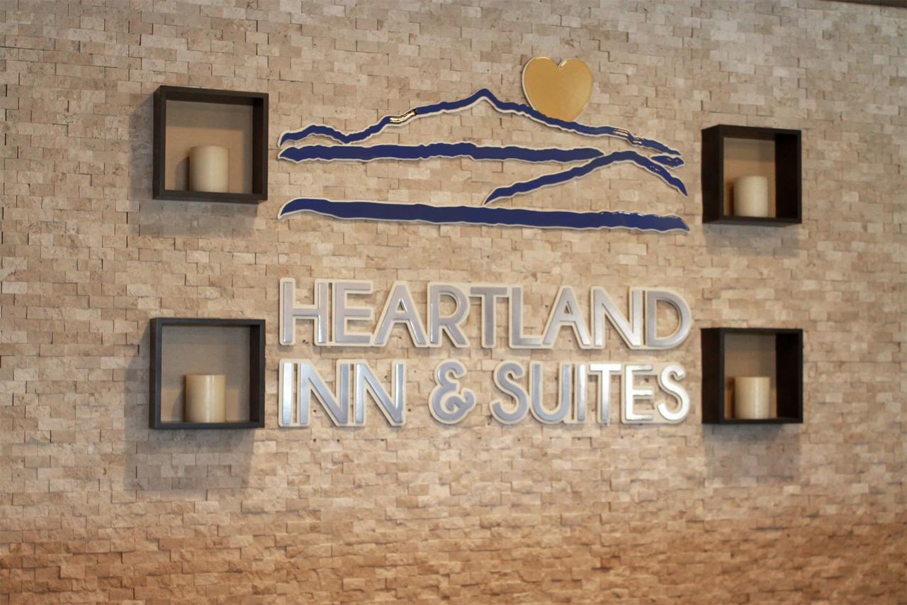 Heartland Inn And Suites Wheatland Eksteriør billede