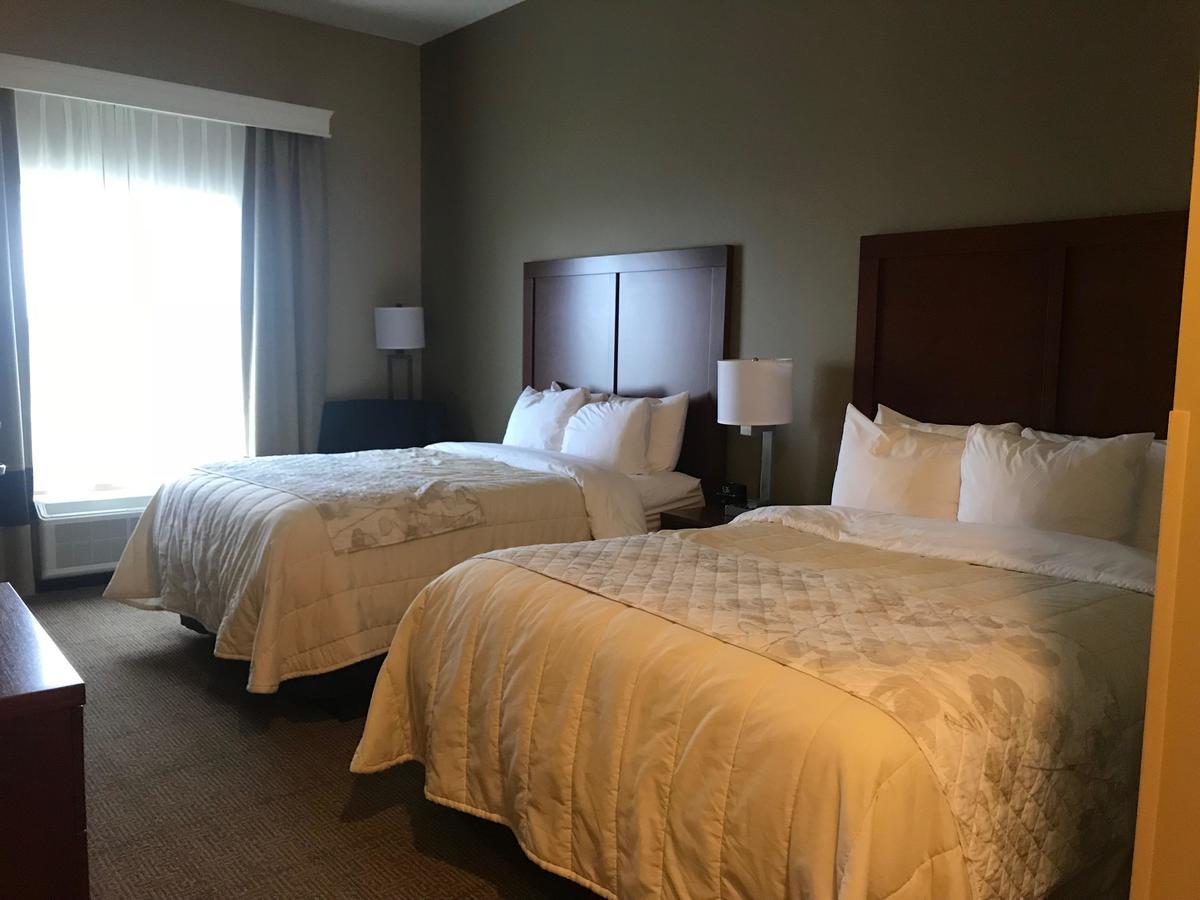 Heartland Inn And Suites Wheatland Eksteriør billede