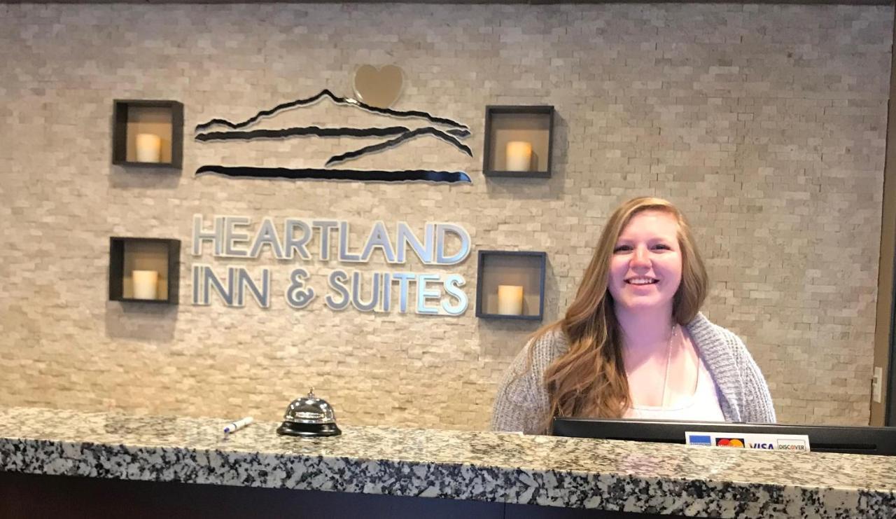 Heartland Inn And Suites Wheatland Eksteriør billede